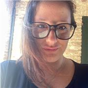 Insegnante storia, geografia e inglese. Sono laureata in marketing turistico con esperienza in viaggi e marketing